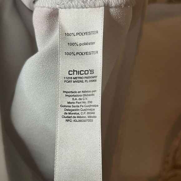 Chico’s 3/4 Sleeved Flowy Blouse Size 1 (Small) - Picture 6 of 7